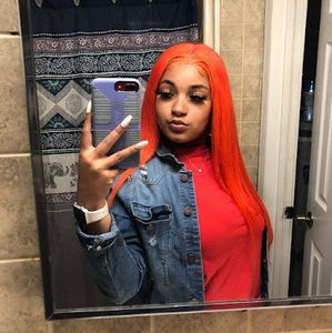 Meet your Posher, Janay